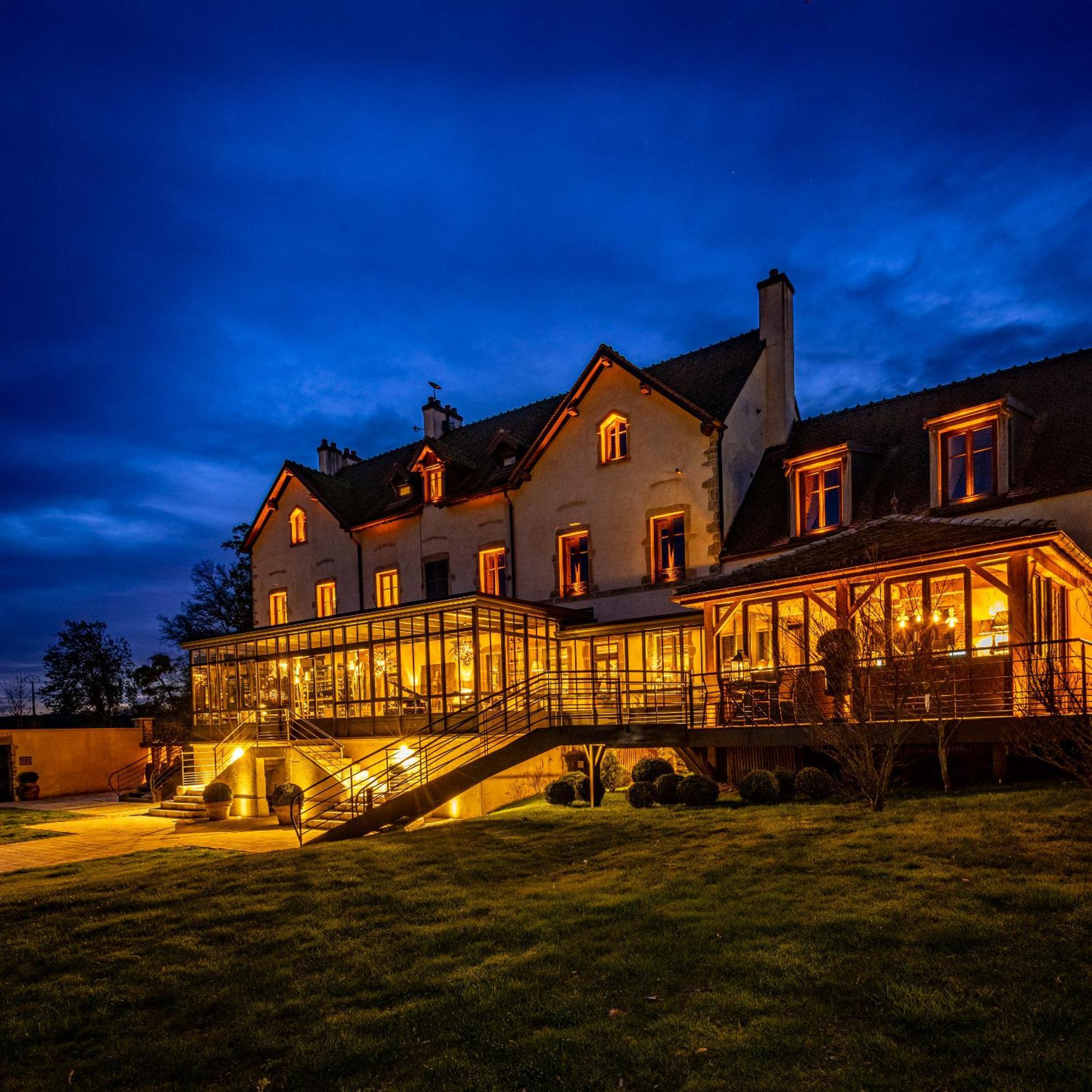 Domaine De Rymska & Spa - Relais & Chateaux Saint-Jean-de-Trezy Экстерьер фото